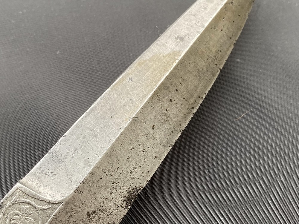 Ушастый кинжал испано-мавританского типа