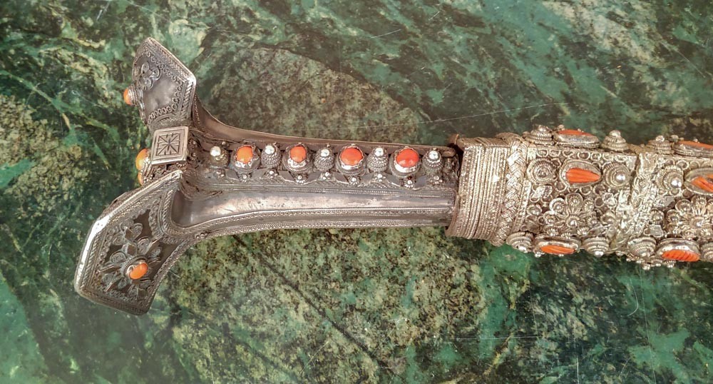 Эксклюзивный Ятаган серебро,кораллы