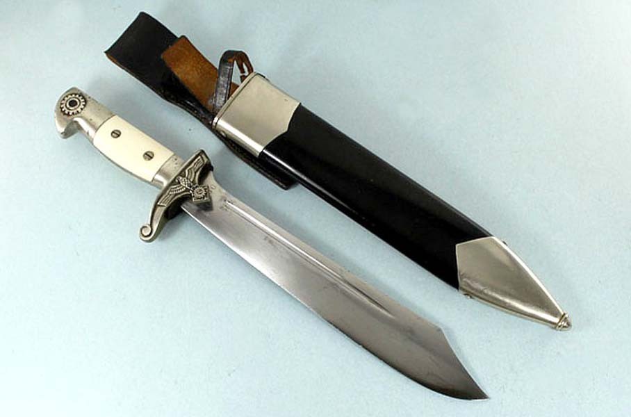 Топірець Тено моделі 1938 року.