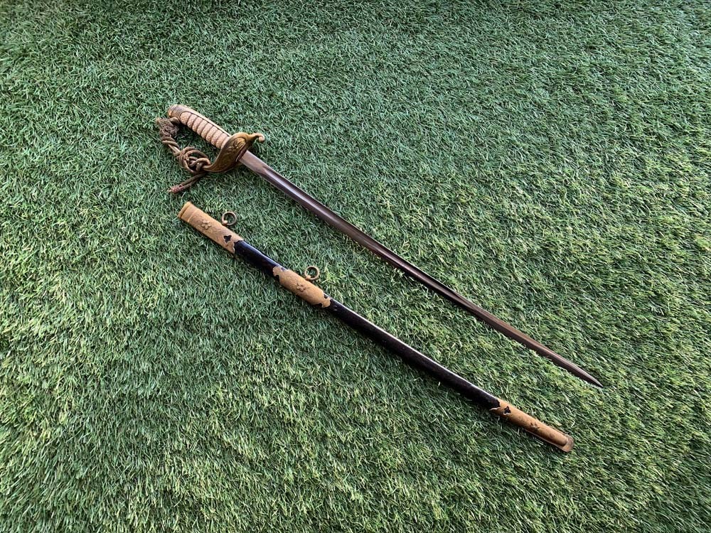 Парадная сабля офицеров японского императорского военно-морского флота образца 1914 г. (первая половина ХХ века).