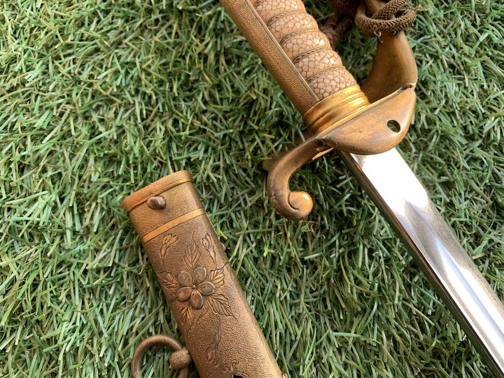 Парадная сабля офицеров японского императорского военно-морского флота образца 1914 г. (первая половина ХХ века).