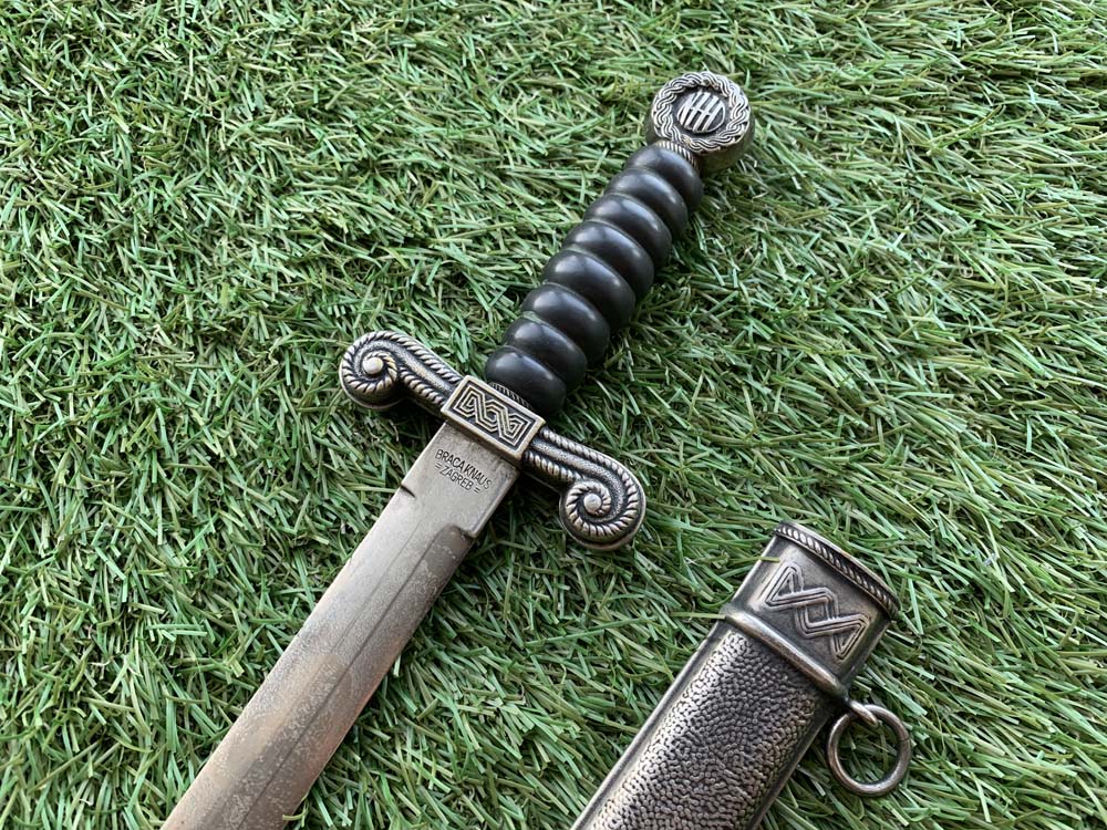 Кортик служащих дипломатического корпуса Хорватии образца 1941 года(Послевоенный).