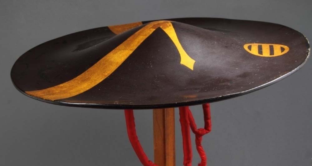 Дзингаса (самурайская шляпа) период Эдо.