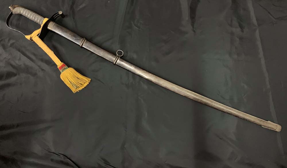 Сабля пехотного офицера австро-венгерской армии образца 1861 года.