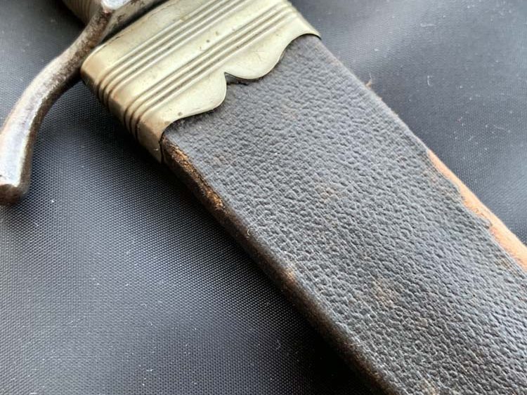 Окопный нож типа козья ножка, период Первой Мировой Войны.