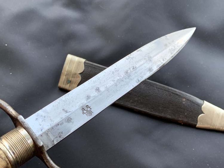 Окопный нож типа козья ножка, период Первой Мировой Войны.