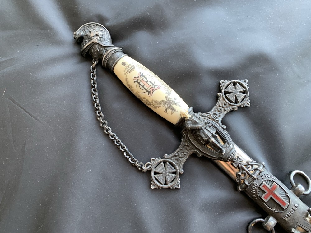 Ритуальная шпага рыцаря масонского Ордена Тамплиеров США