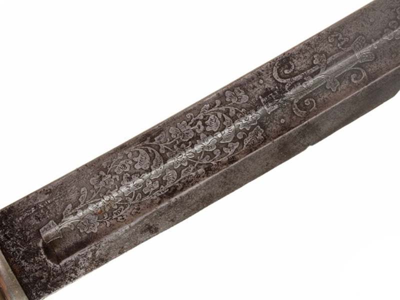 Шашка казачья офицерская образца 1881 года с прибором из белого металла.