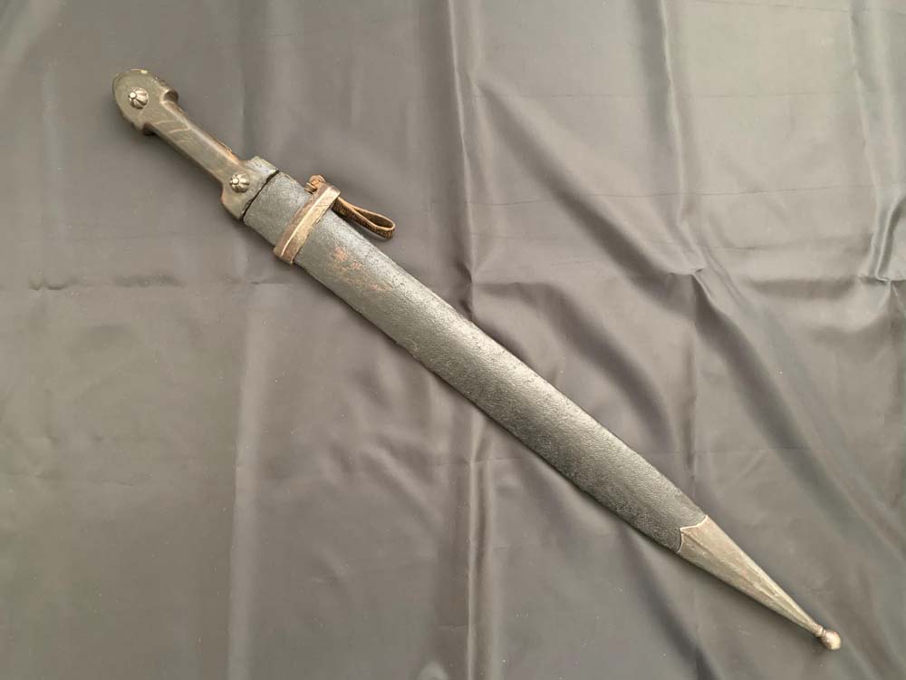 Дагестанский боевой кинжал Кама конца XIX — начала XX века