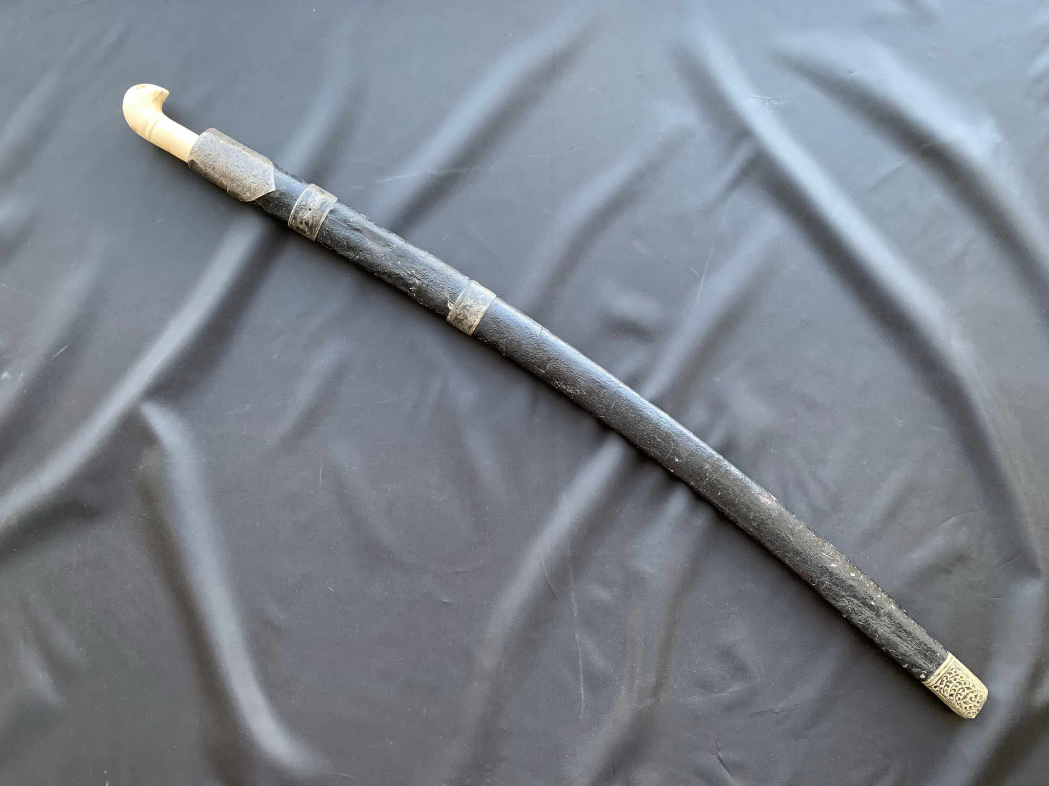 Шашка кавказского типа с моржовой рукояткой