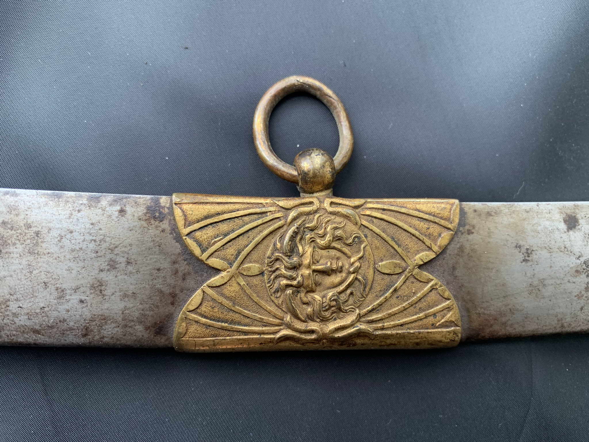 Редкая шведская морская сабля с головой льва в синении и золочении