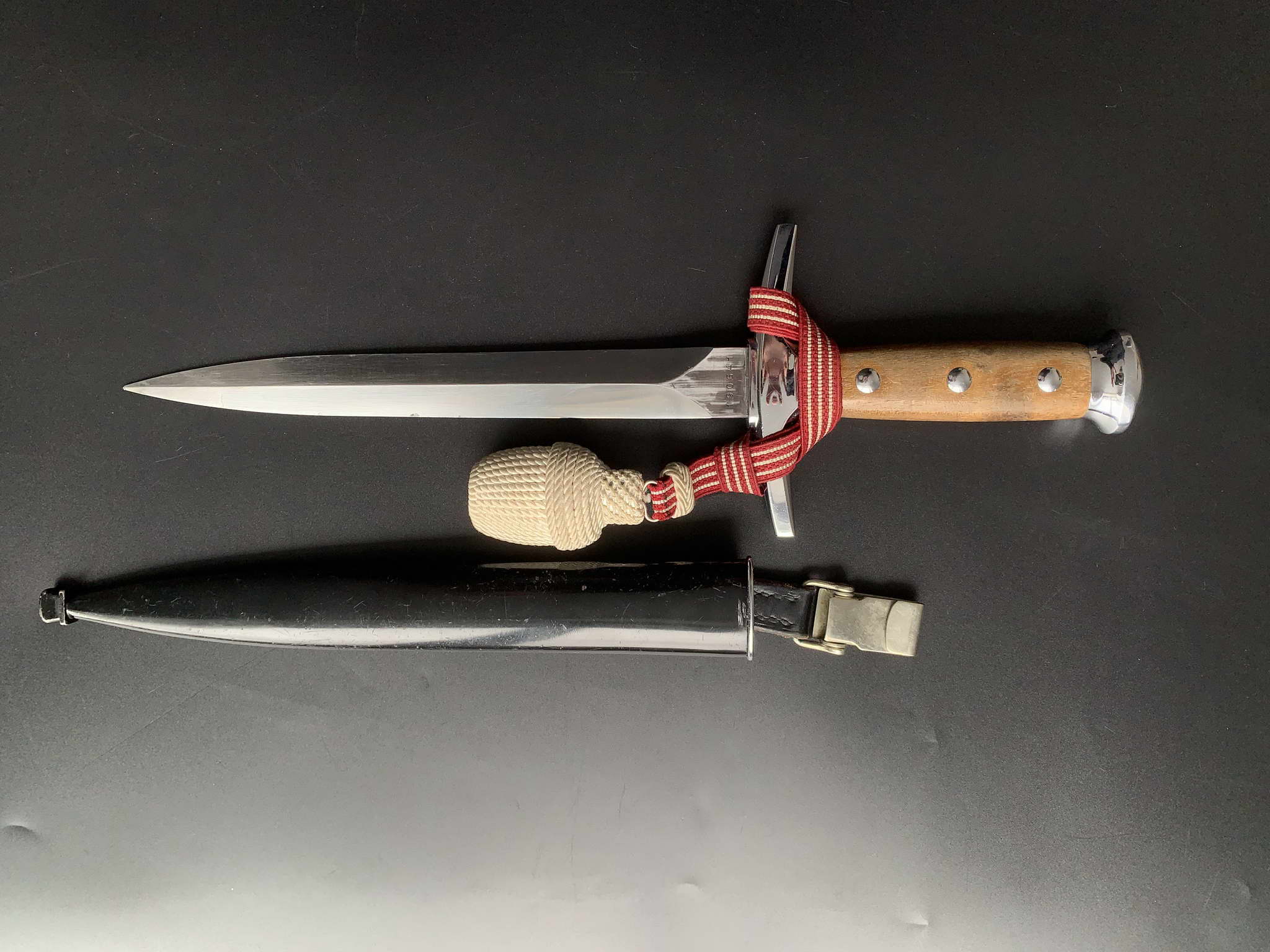 Швейцарский кортик армейский офицерский образца 1943 года