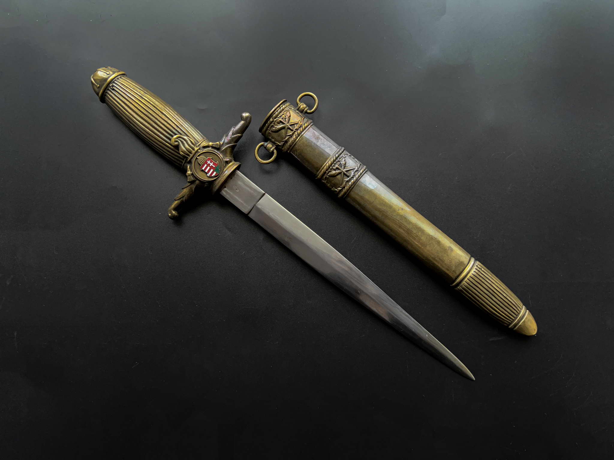 Купить Кортик Королевских пожарных бригад Венгрии обр. 1920 года