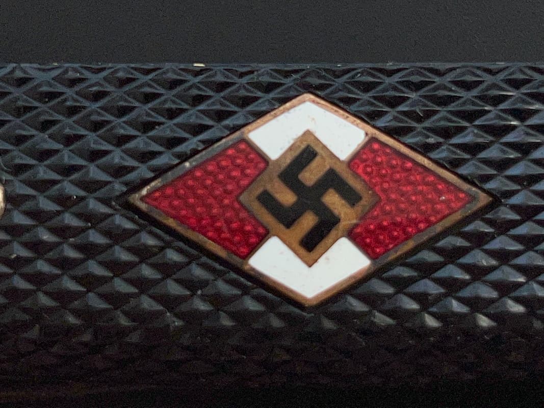 Нож членов национал-социалистической молодежной организации Гитлерюгенд 1933 года