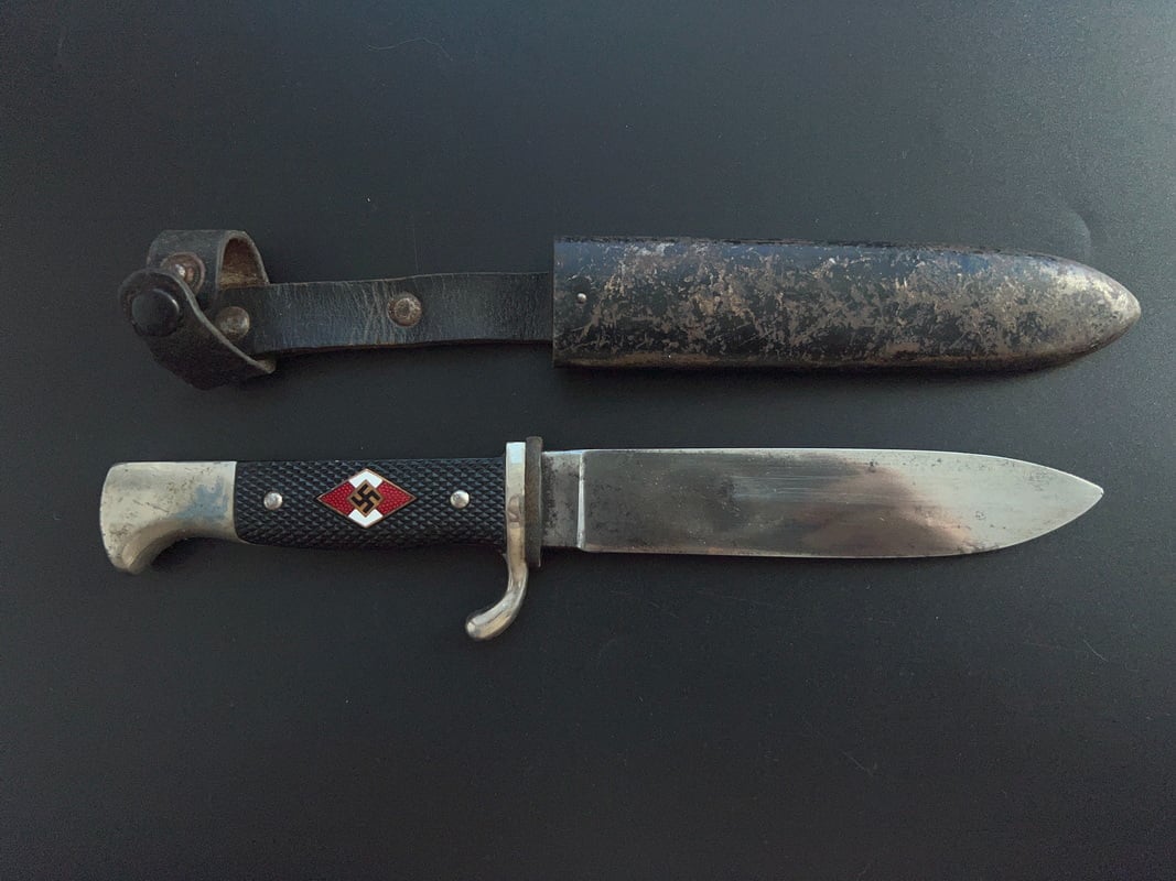 Нож членов национал-социалистической молодежной организации Гитлерюгенд 1933 года