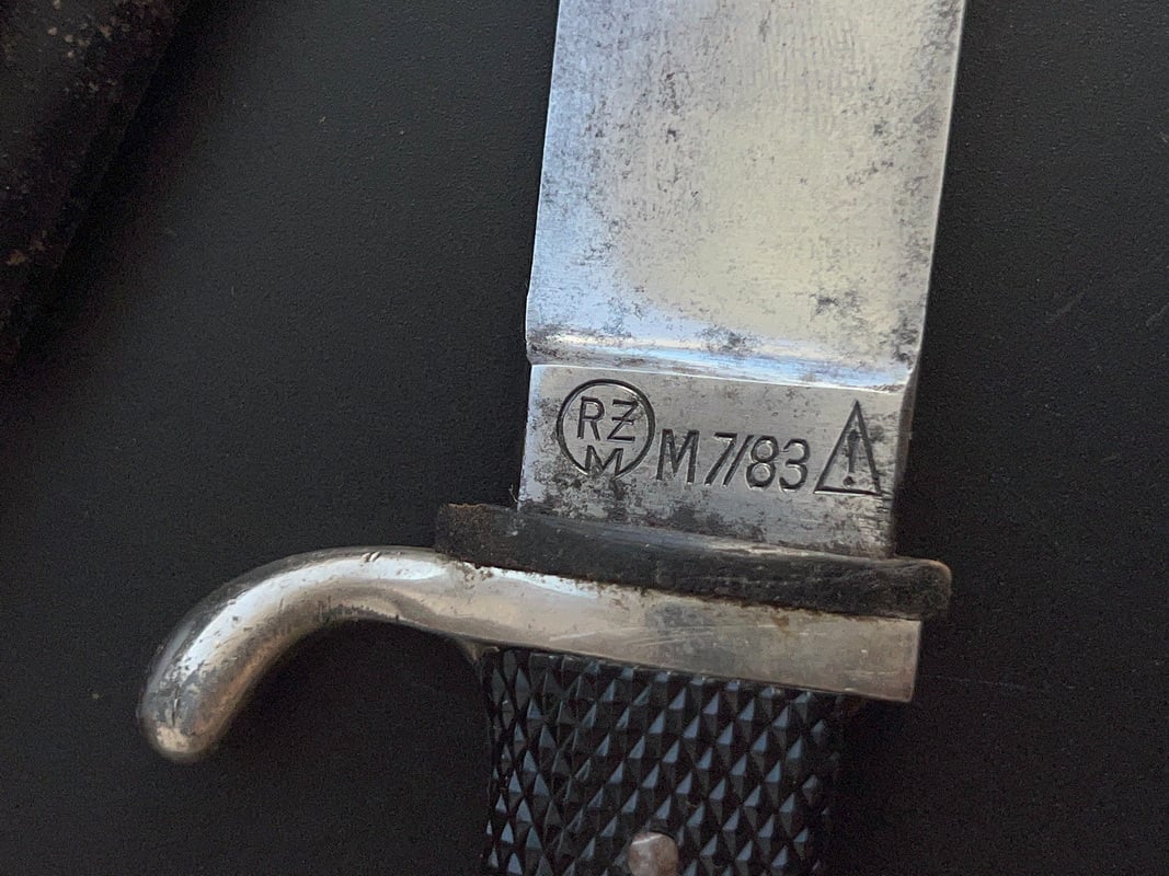 Нож членов национал-социалистической молодежной организации Гитлерюгенд 1933 года