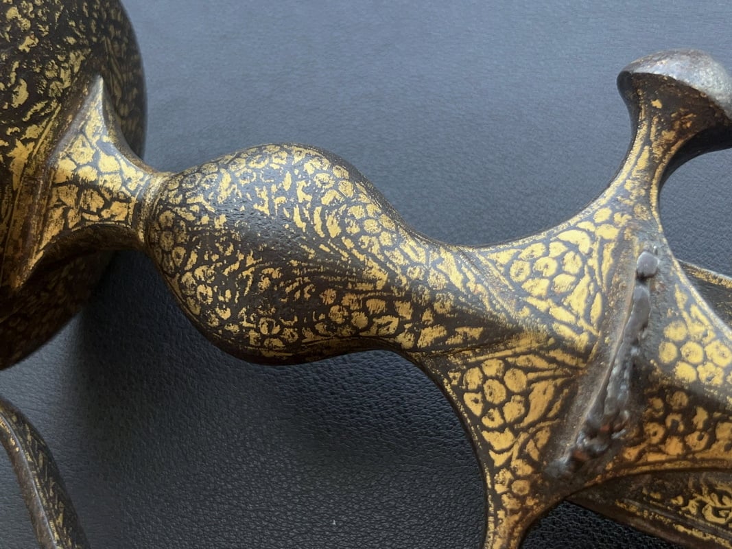 Индийский Тальвар с насечкой из золота на клинке и рукоятке, 18 век